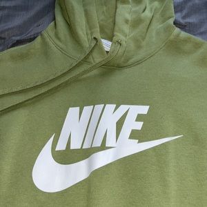 Nike sweatshirt